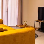 Chic With Balcony & Side Sea Views- 3 *