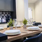 Lägenhet Chic With Balcony & Side Sea Views- 3 Sliema