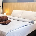 Lägenhet Chic With Balcony & Side Sea Views- 3 Sliema